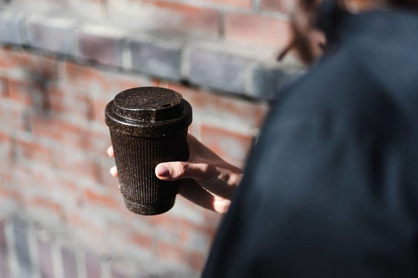 【環保小知識】咖啡渣不是垃圾？用咖啡渣的咖啡杯飲400次咖啡？